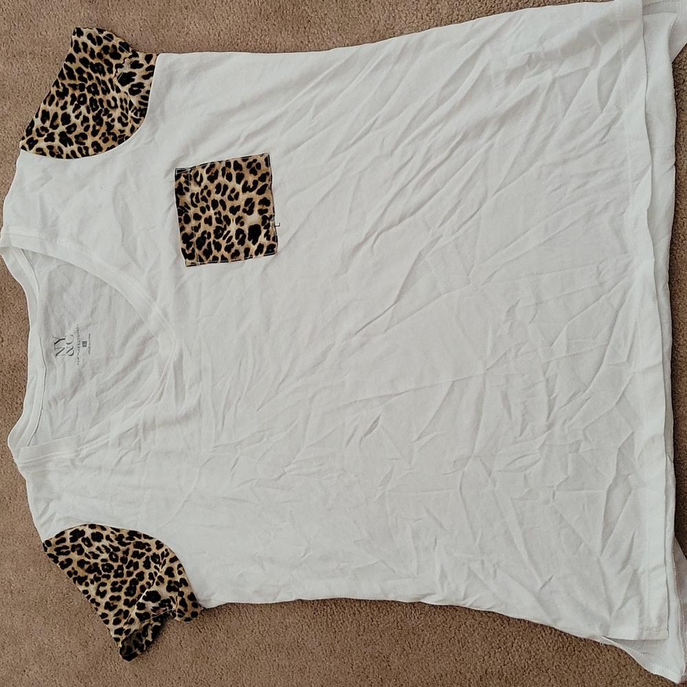 New York & Company Leopard Tee